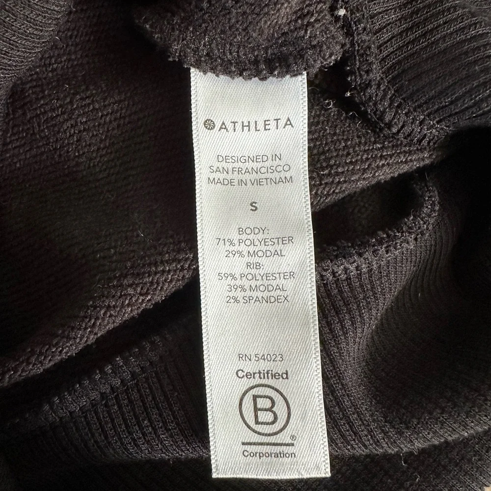 Women's Athleta Black Crewneck Athletic Sweatshirt Size Small - Picture 5 of 5